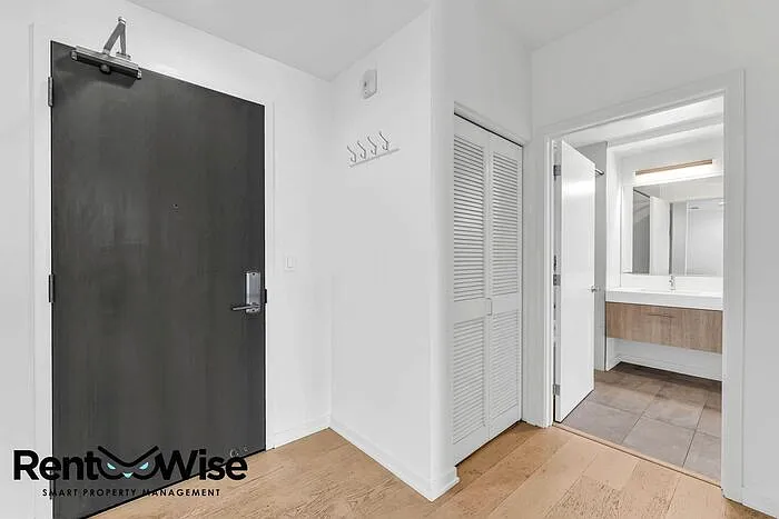 451 Donahue St #307 — Photo 16