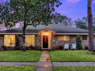 6234 Queensloch Dr, Houston, TX 77096