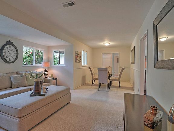 5th image of 20700 Canyon View Dr