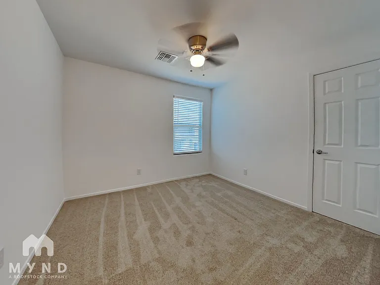 10758 W McKinley St — Photo 16