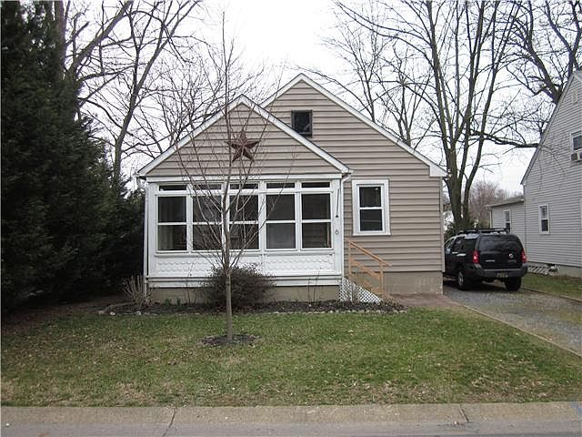 1st image of 6 Brookside Ave
