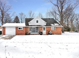 477 E 319th St, Willowick, OH 44095