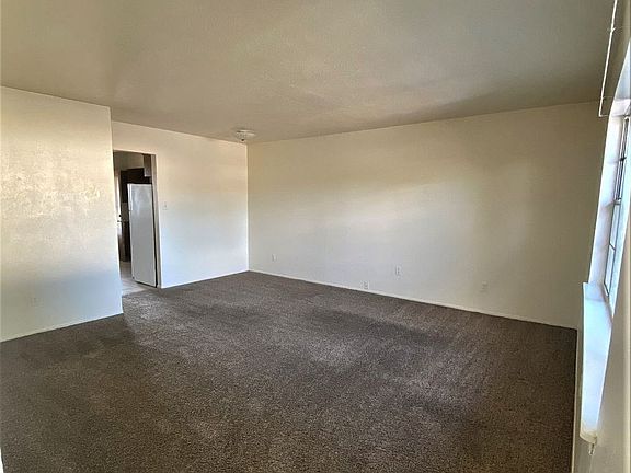 2nd image of 1608 Gladys Dr #B