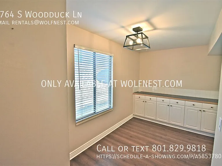 4764 S Woodduck Ln — Photo 4