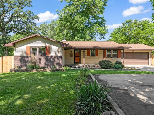 1516 73rd St, Windsor Heights, IA 50324