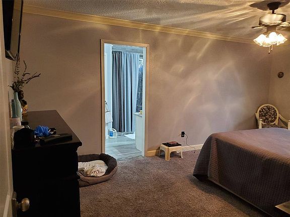 2nd image of 6011 Maywood Forest Dr