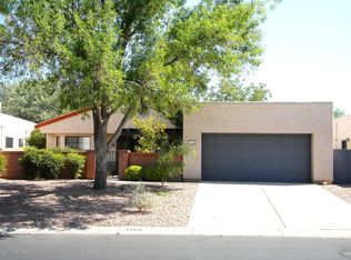 3108 N Willow Creek Dr, Tucson, AZ 85712