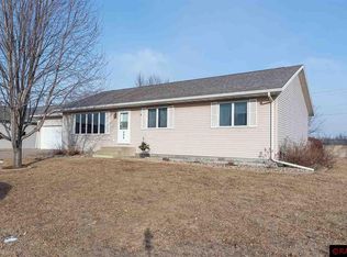 204 4th St, Nicollet, MN 56074