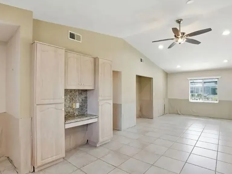 1504 El Dorado Pkwy W — Photo 2