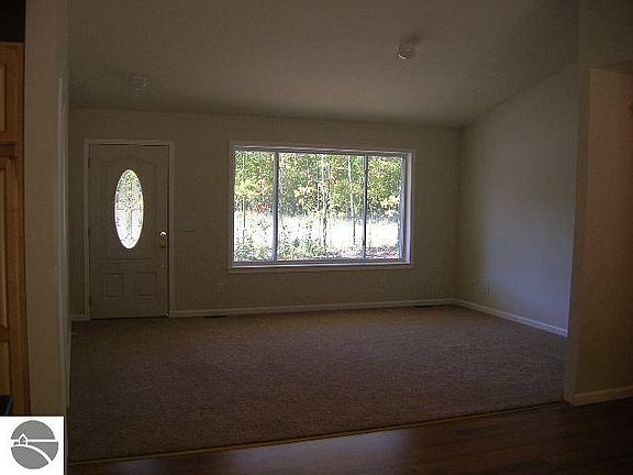 4th image of 3222 Inland Oaks Dr S