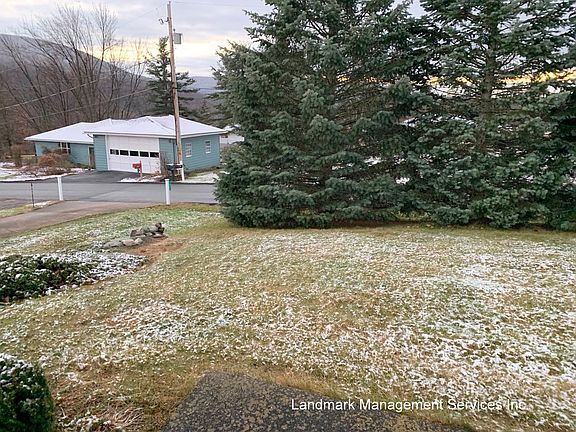 5th image of 11 Meadow Dr
