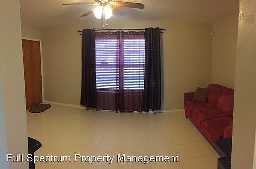 4th image of 9802 Eveningway Dr