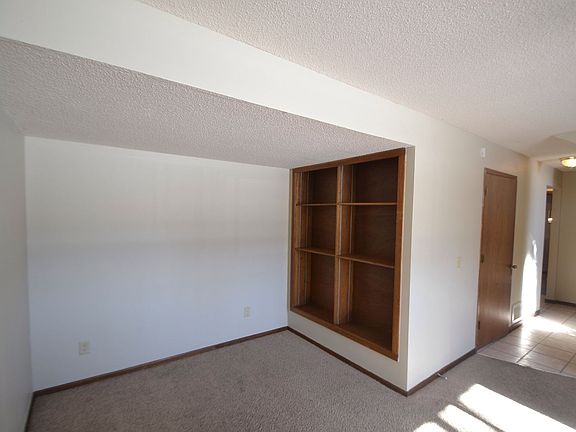 4th image of 7902 Lad Pkwy