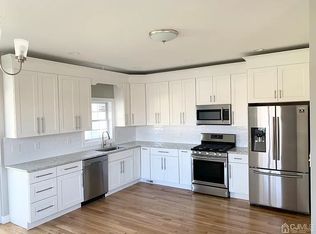 73 Cherry St, Edison, NJ 08817