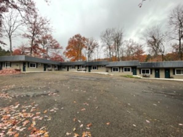 1566 Mercer Rd APT 16