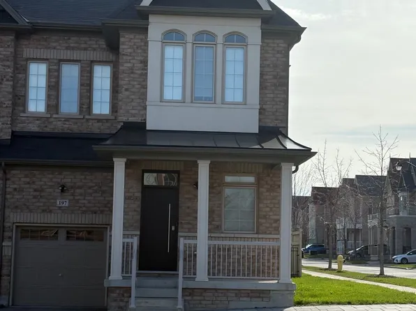 197 Harbord St, Markham, ON L6C 0X2