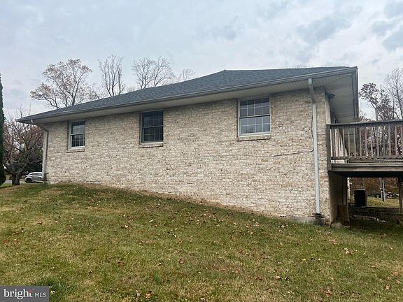 2nd image of 607 Northgate Rd