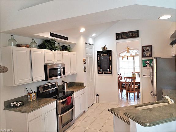 5th image of 28416 Hidden Lake Dr