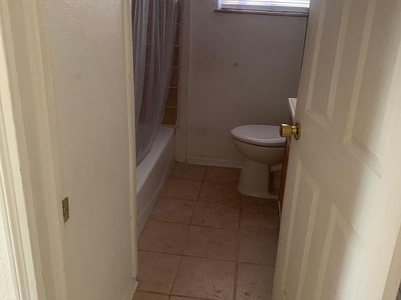 2nd image of 4702 Nesbitt Dr