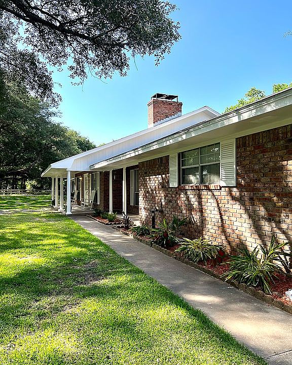 4 Renwick St, Bay City, TX 77414 Zillow