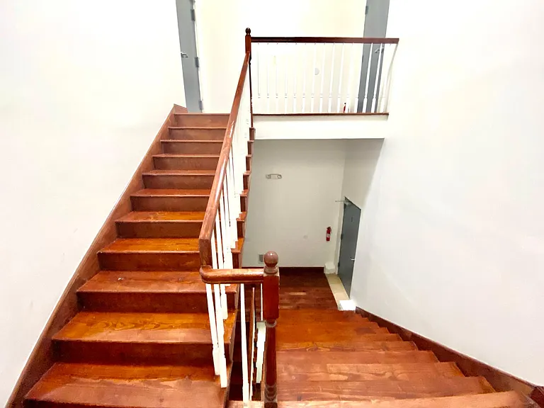439 N 13th St #3E — Photo 18
