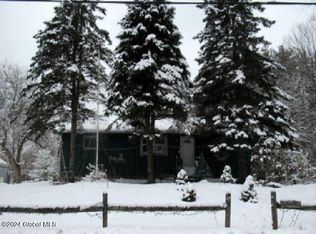 6 Hackensack Ave, Warrensburg, NY 12885