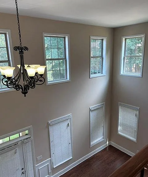 308 Fieldhouse Cir SW — Photo 5