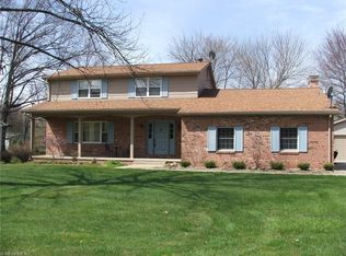 160 Heather Ln, Cortland, OH