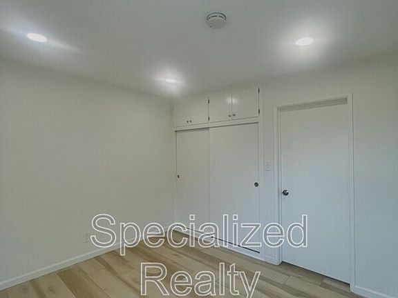 5th image of 3216 Division St #321625