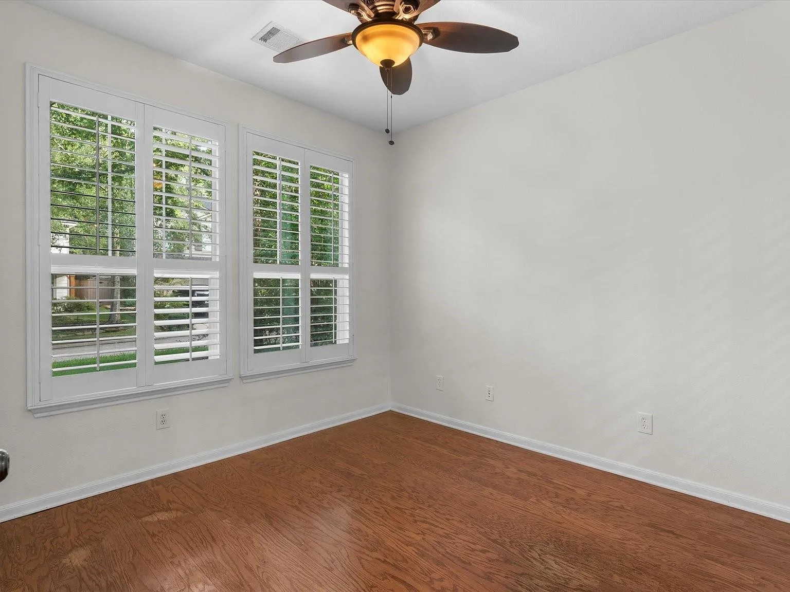 3 bed, 2.5 bath, 2036 sqft, $2,850 — Photo 4