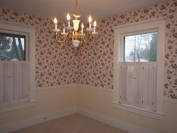 5th image of 4055 Stanford St