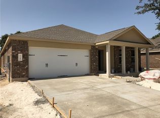 724 Heritage Grove Rd, Leander, TX 78641