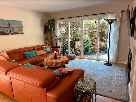 5th image of 574 Palisades Ave