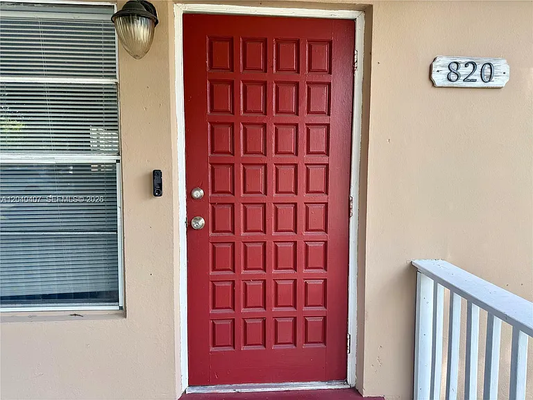 820 NW 4th Ave — Photo 4