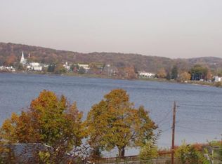 24 Willow Rd, Carmel, NY 10512