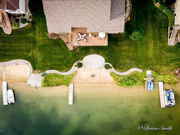 3rd image of 2132 Cory Dr
