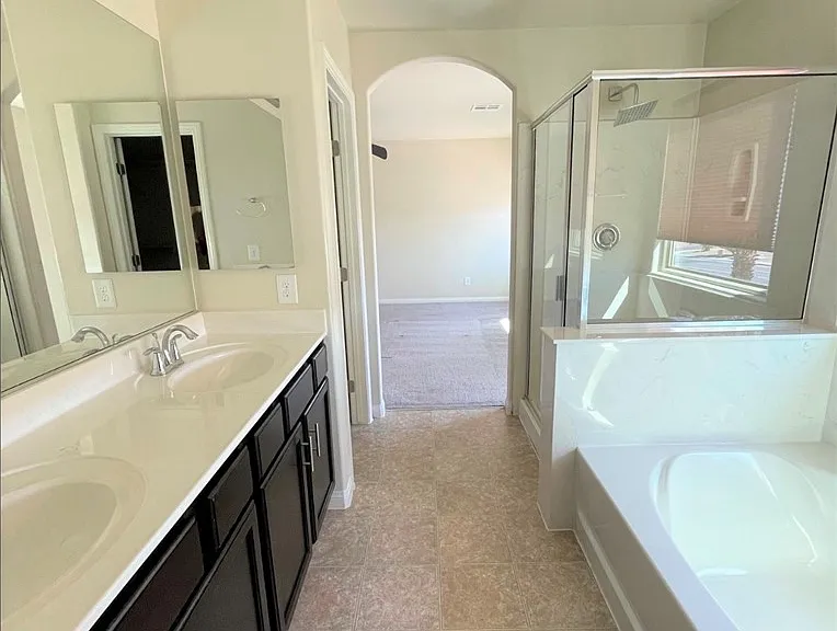 7063 Claythorn Rd — Photo 14