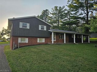 487 Pleasant Grove Rd, Zanesville, OH 43701