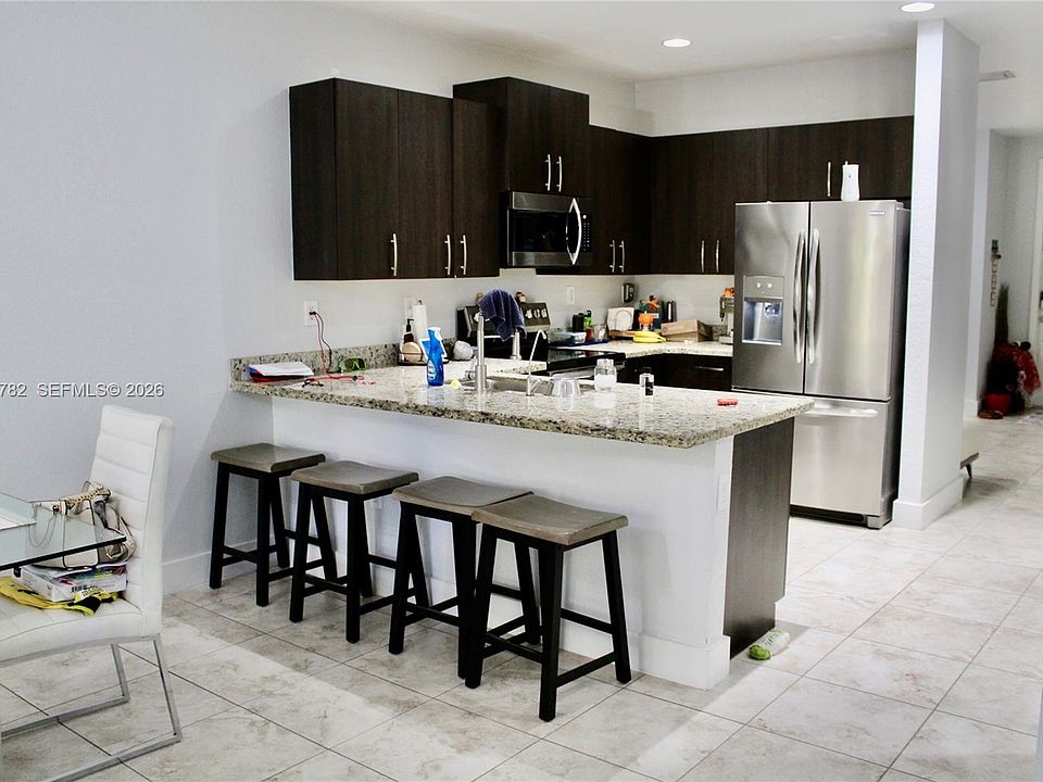 1st image of 1463 SE 24th Ter