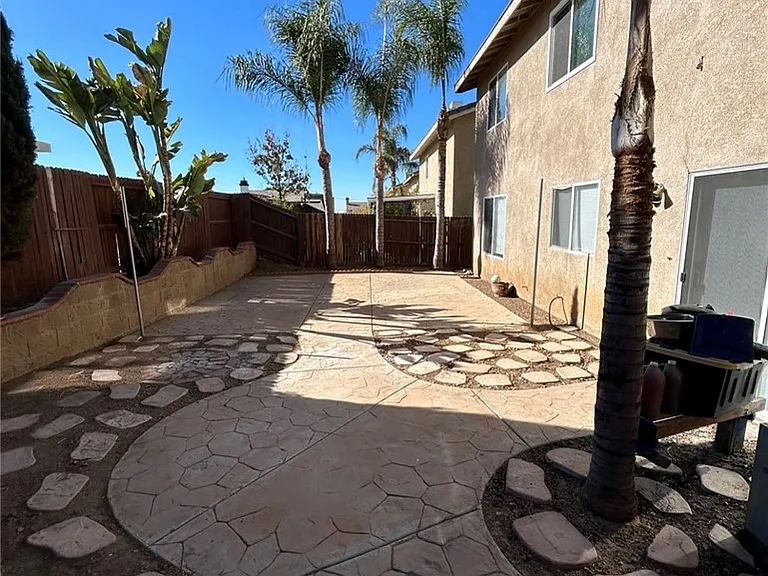 26071 Peck St — Photo 17