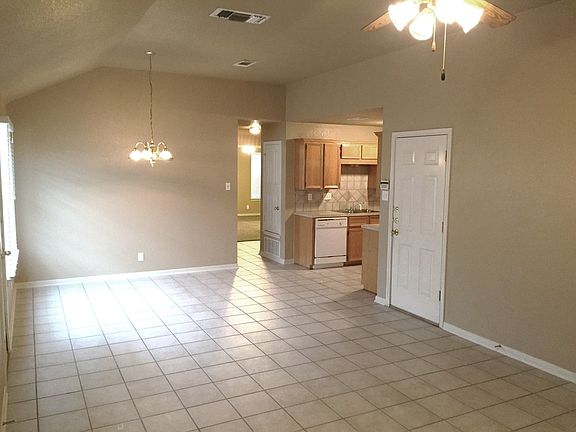 3rd image of 4807B Heather Ln