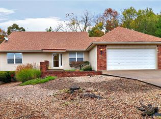 5 Skelton Dr, Bella Vista, AR 72715