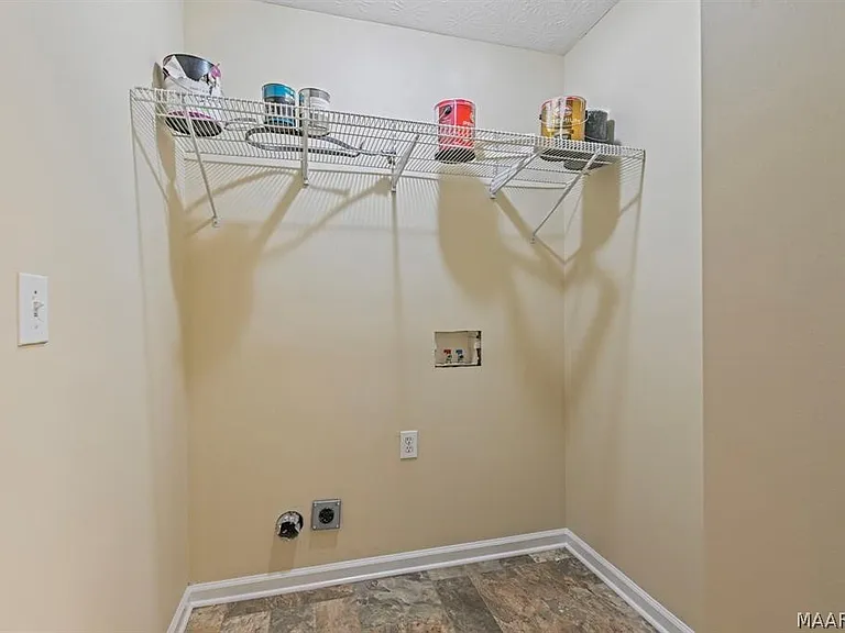 8990 Stoneridge Pl — Photo 32