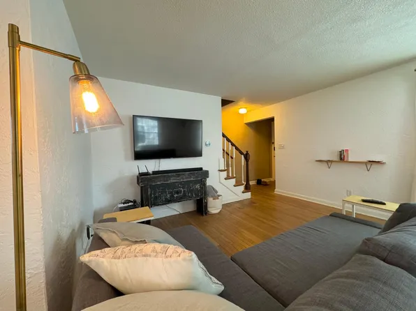 620 E 63rd Ter #1, Kansas City, MO 64110