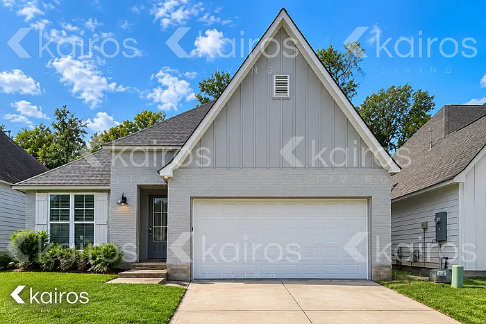 6614 Roux Dr