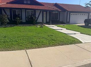 909 S Vine Ave, Bloomington, CA 92316