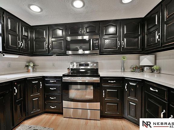 5th image of 917 Joseph Dr