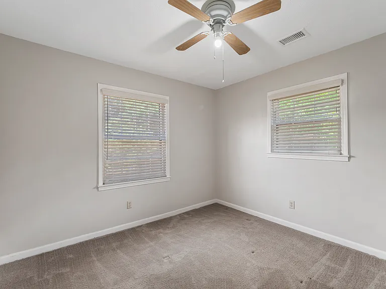 4224 Ridgefield Ct — Photo 13