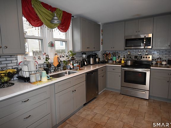 3rd image of 103 Grand Street
