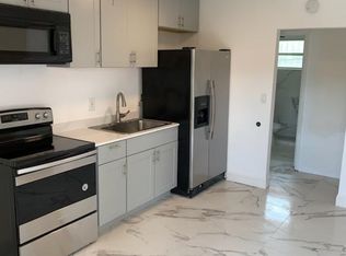 16050 NE 19th Pl, North Miami Beach, FL 33162